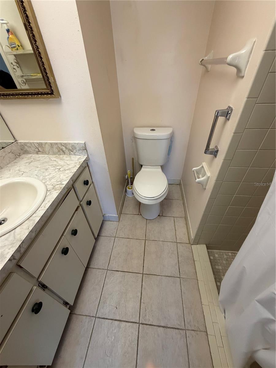 BEACON SQUARE - Residential