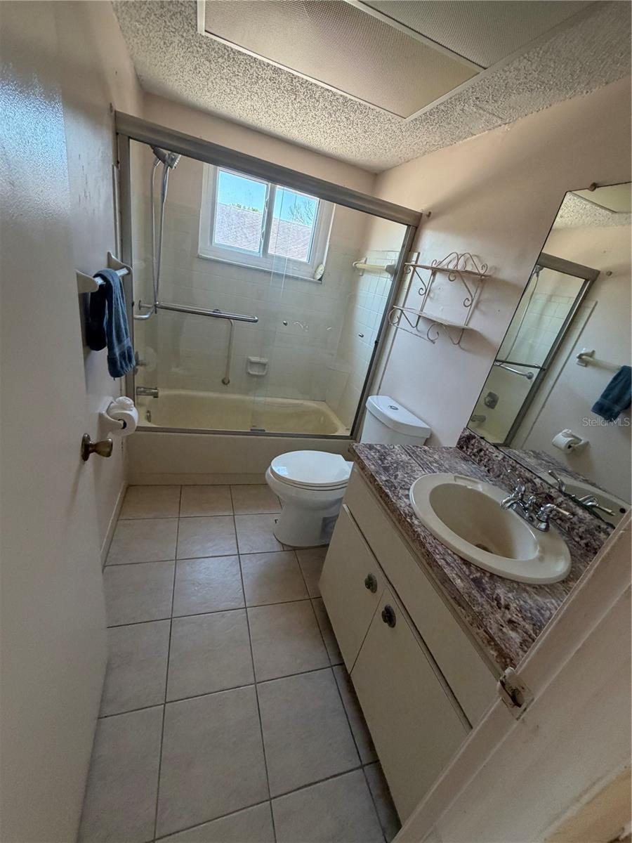 BEACON SQUARE - Residential