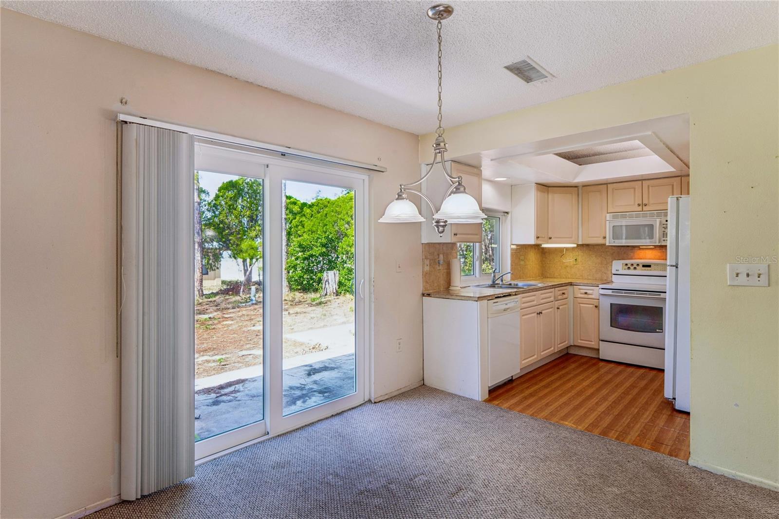 BEACON SQUARE - Residential