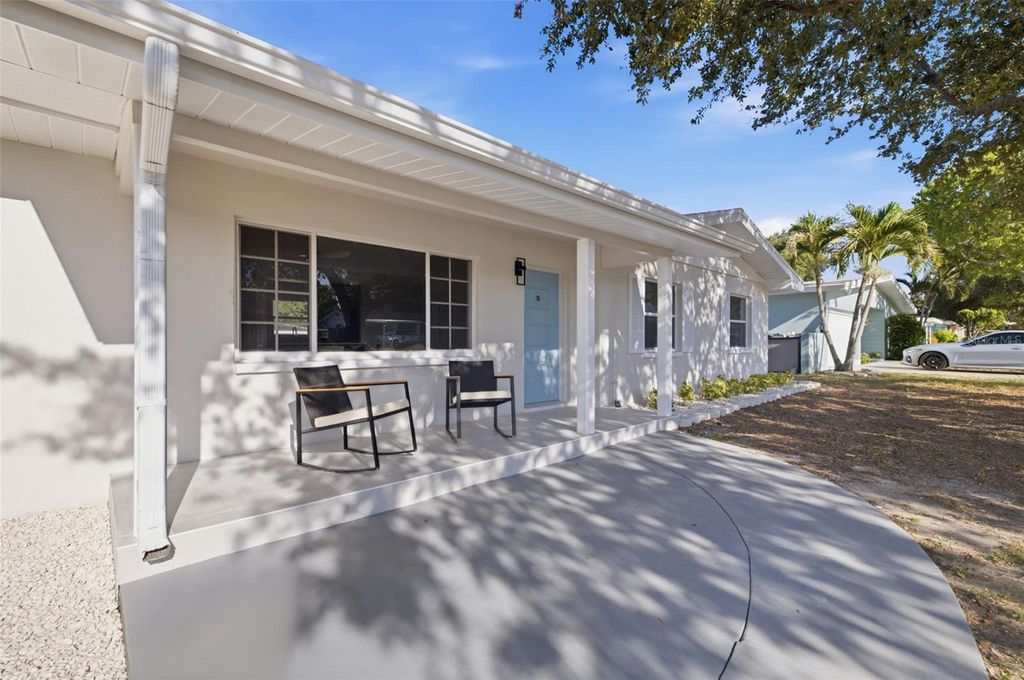 Photo of 165 Pinewood Avenue, Clearwater, FL 33765 (MLS # TB8523905)