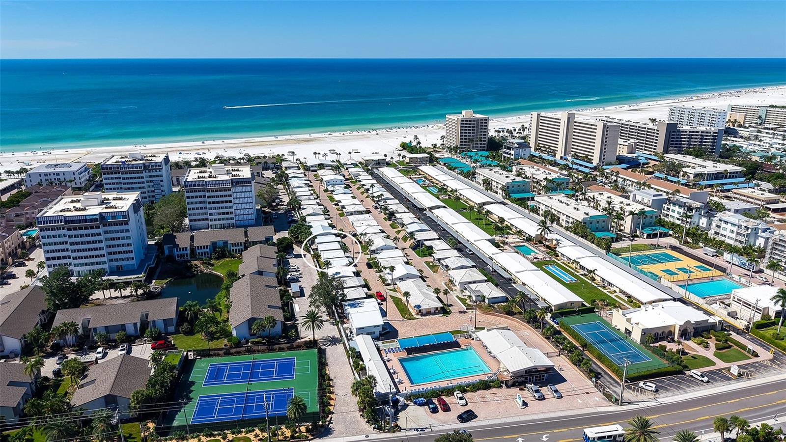 ALOHA KAI APTS - Residential