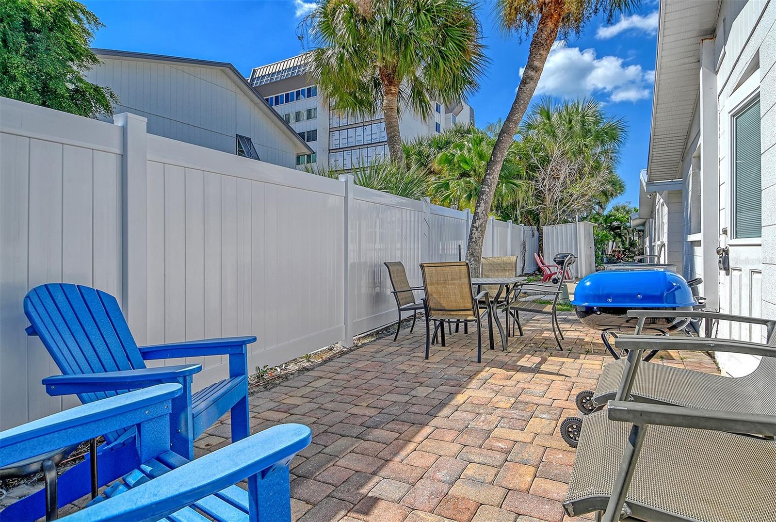 ALOHA KAI APTS - Residential