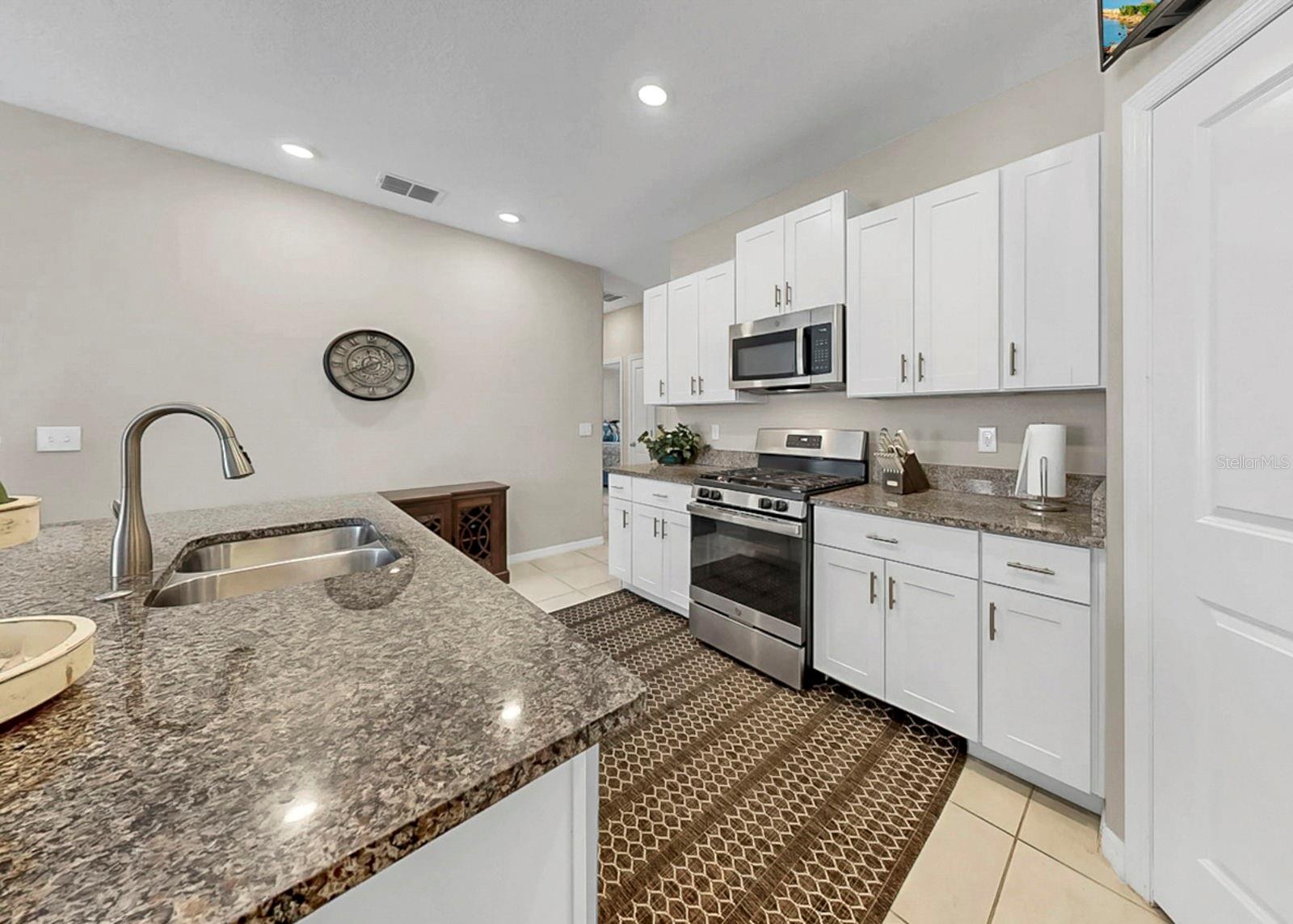 BELMONT SOUTH PH 2F - Residential