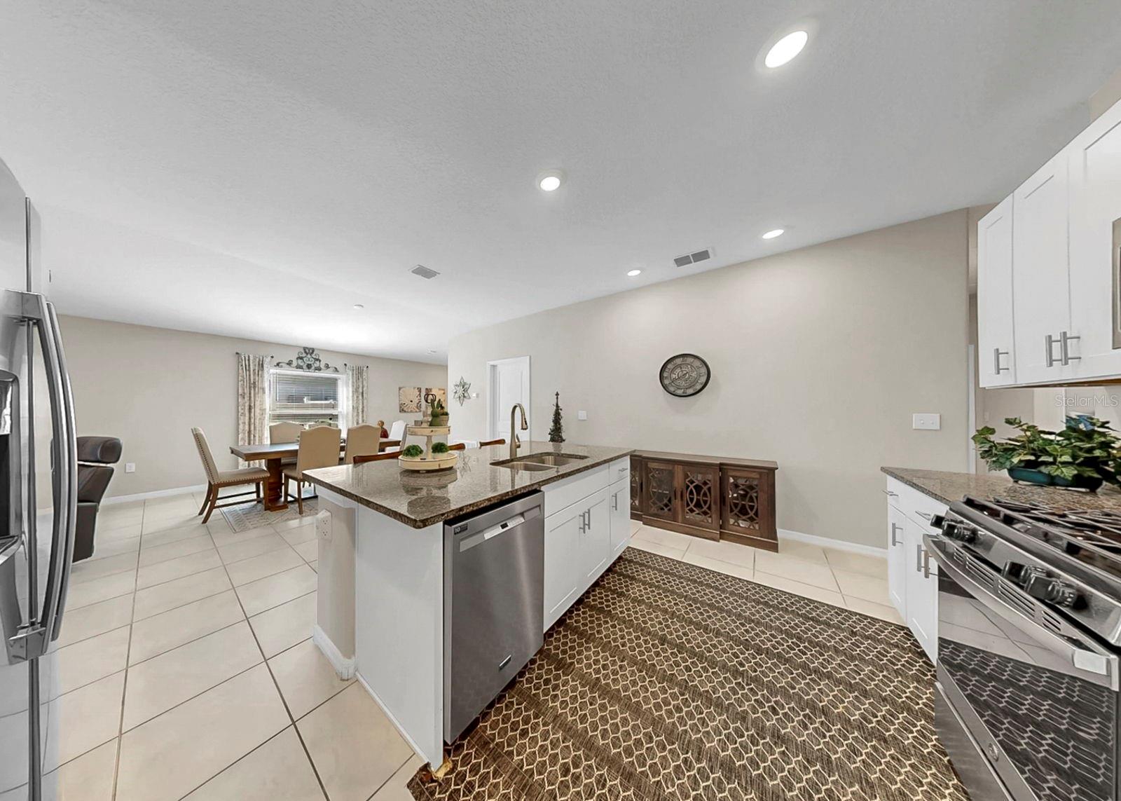 BELMONT SOUTH PH 2F - Residential