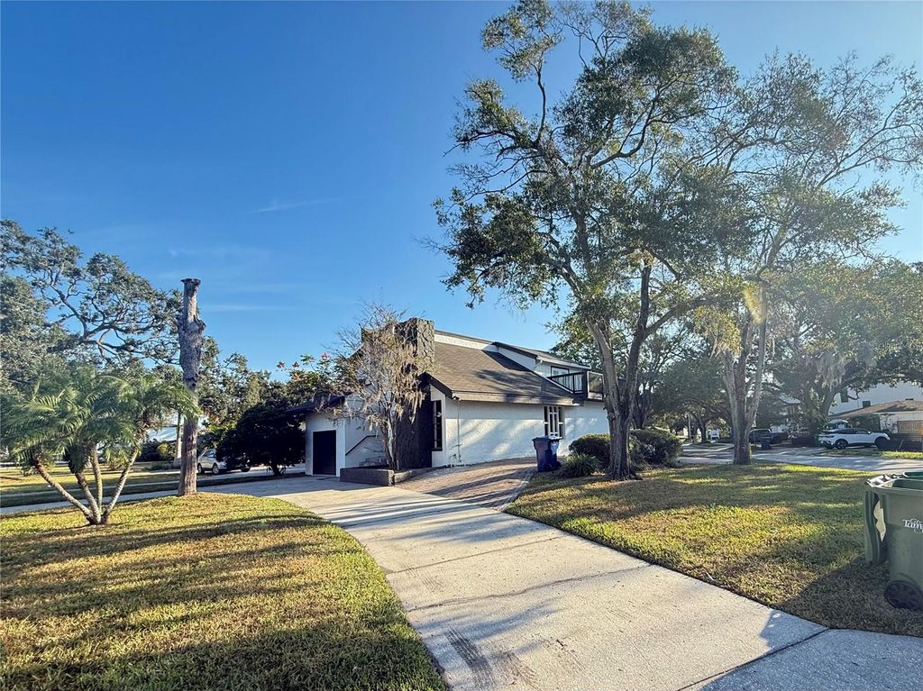 Photo of 3014 S West Shore Boulevard, Tampa, FL 33629 (MLS # TB8447460)