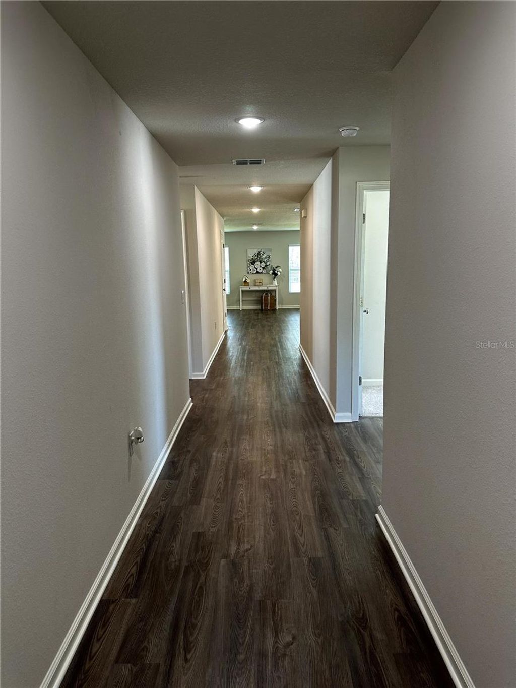 Photo of 15949 SW 55th Avenue Road, Ocala, FL 34473 (MLS # OM721486)