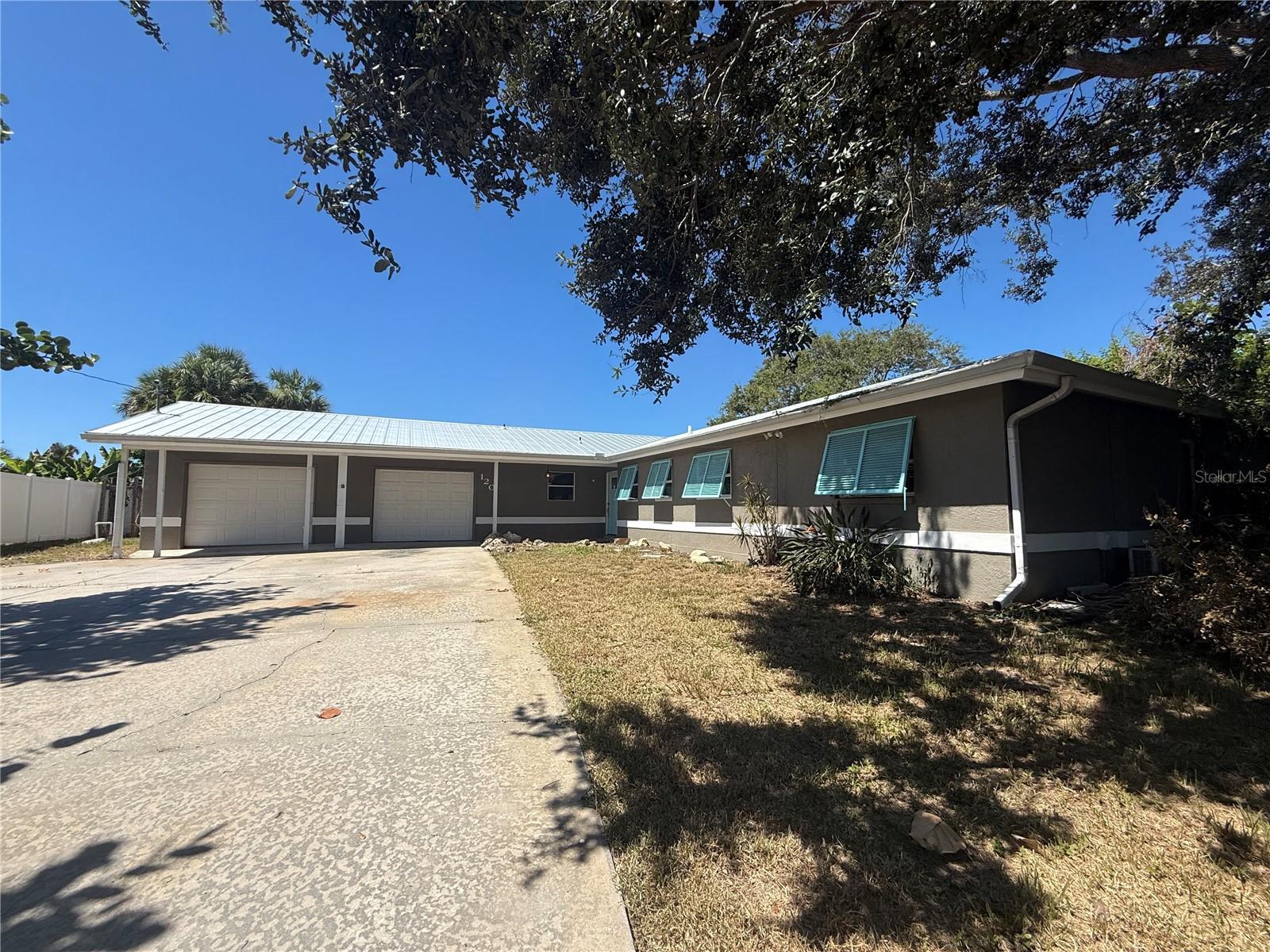 SORRENTO SHORES - Residential