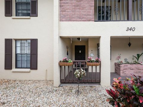 A home in VENICE