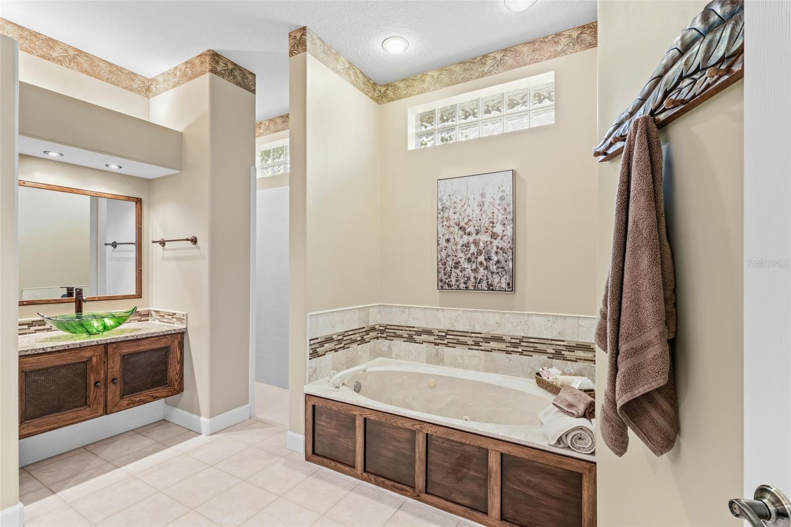 ROSEDALE 5 - Residential