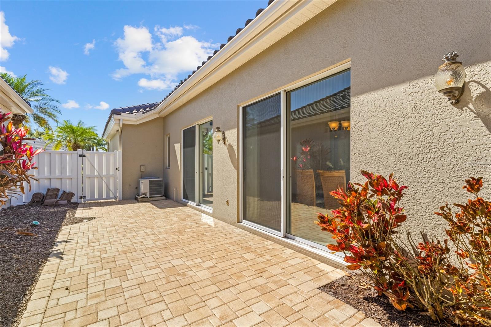 ROSEDALE 5 - Residential