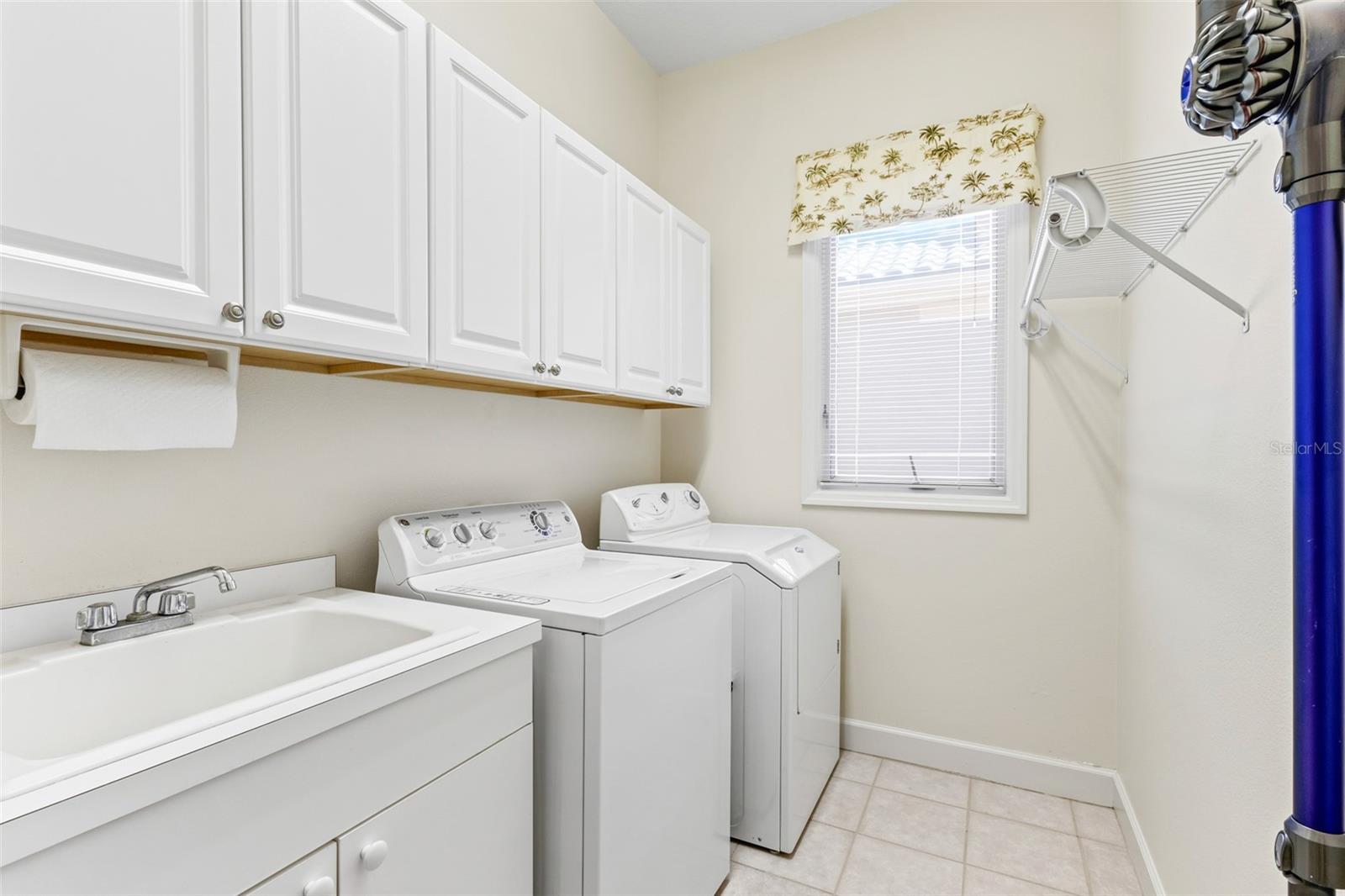 ROSEDALE 5 - Residential