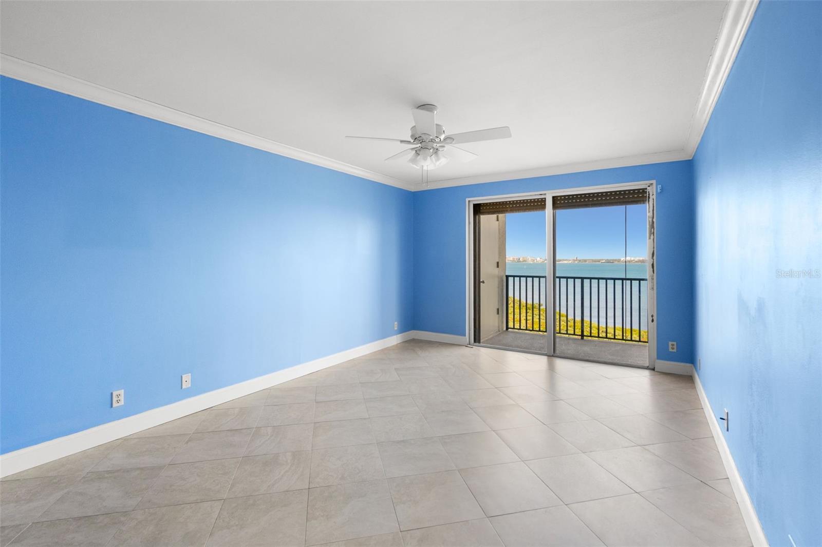 SAND KEY CONDO SOUTH - Residential