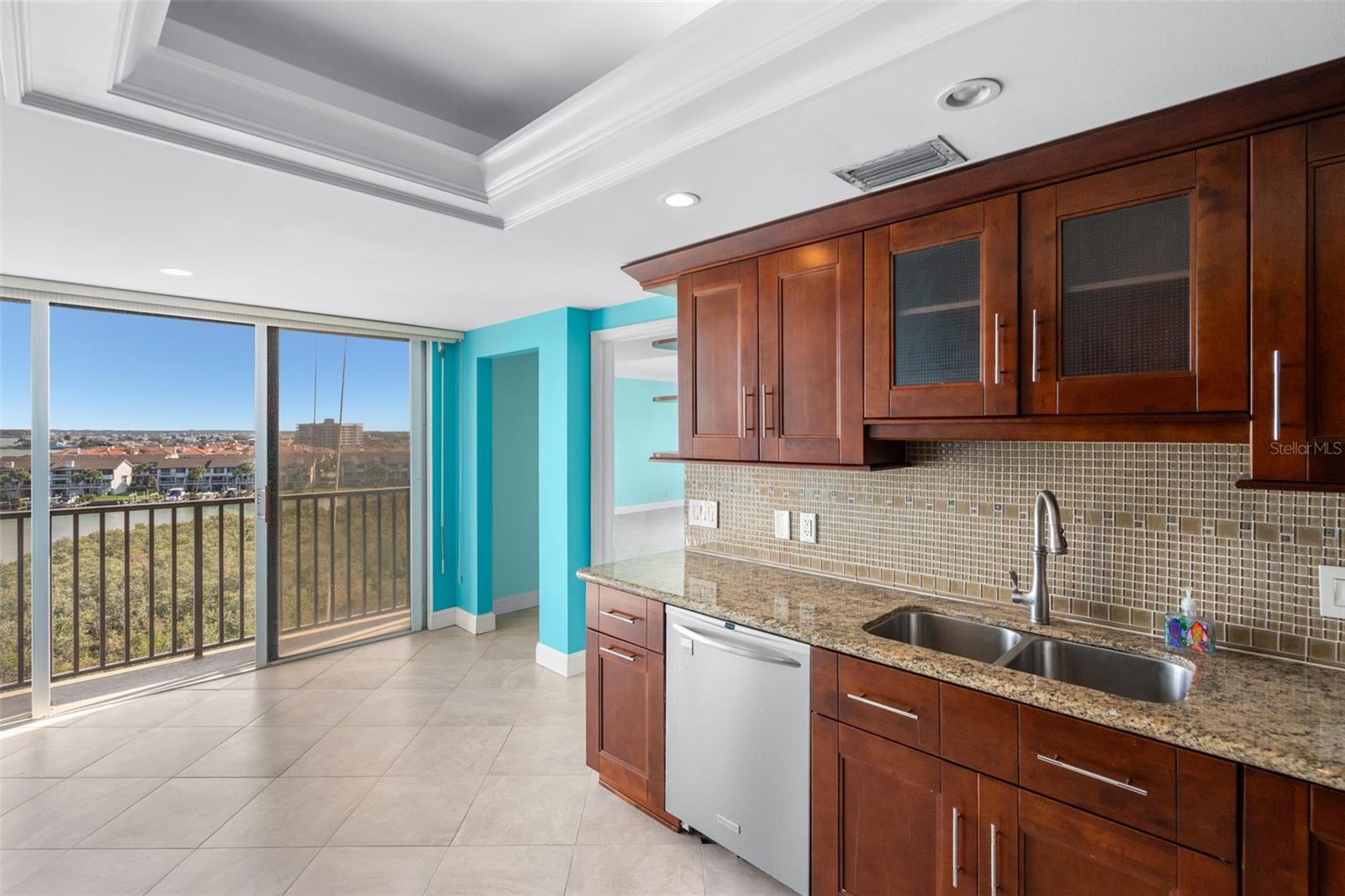 SAND KEY CONDO SOUTH - Residential