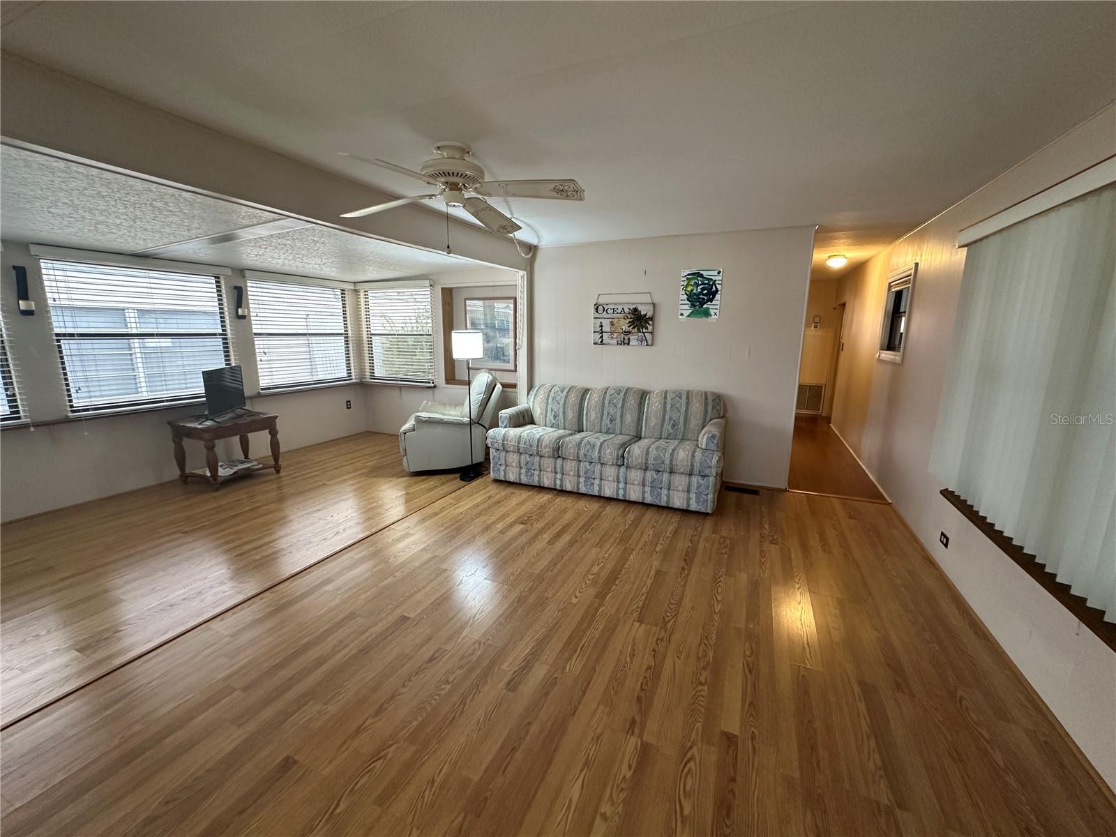 TRAILER ACRES - Residential