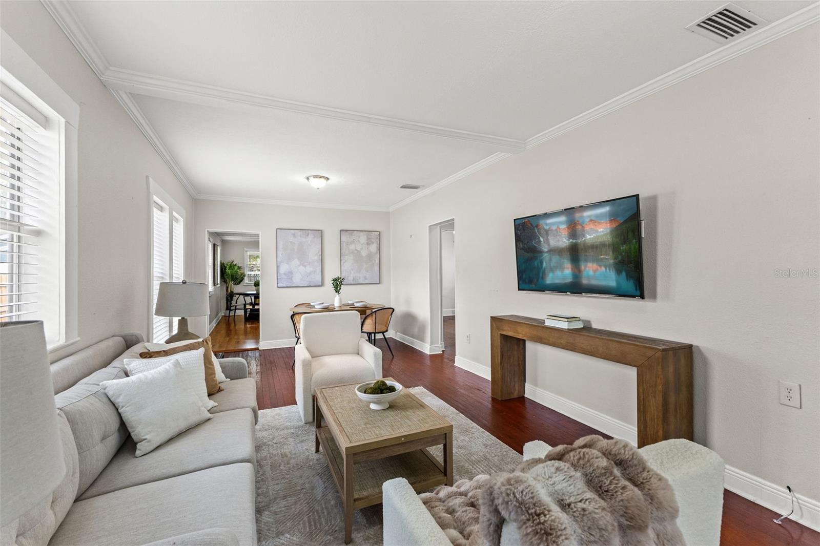 MEADOWBROOK - Residential