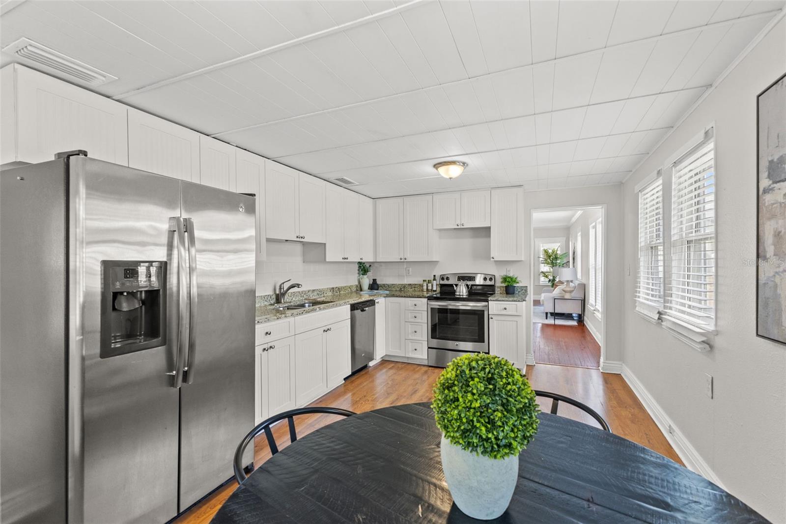 MEADOWBROOK - Residential