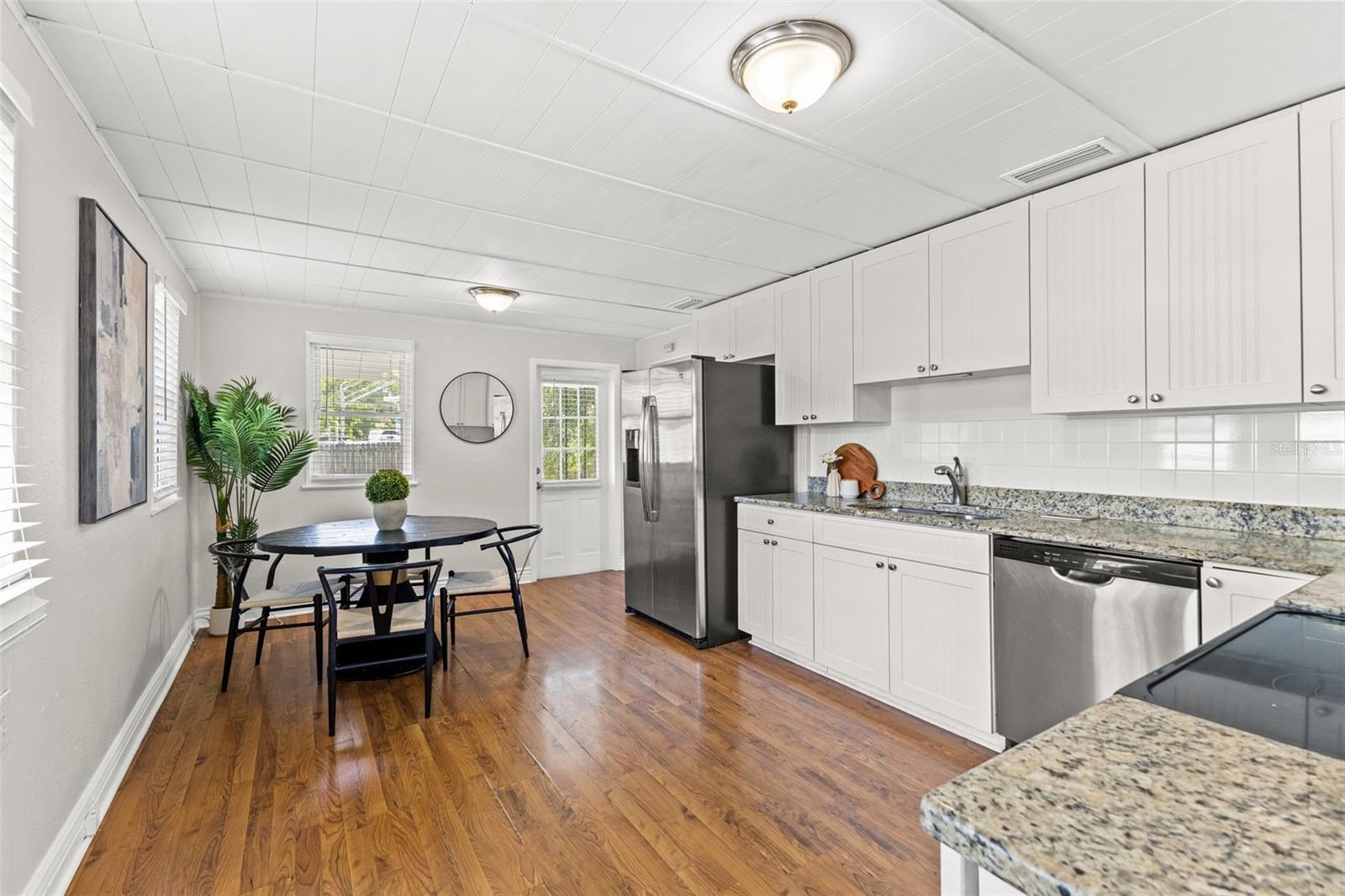 MEADOWBROOK - Residential