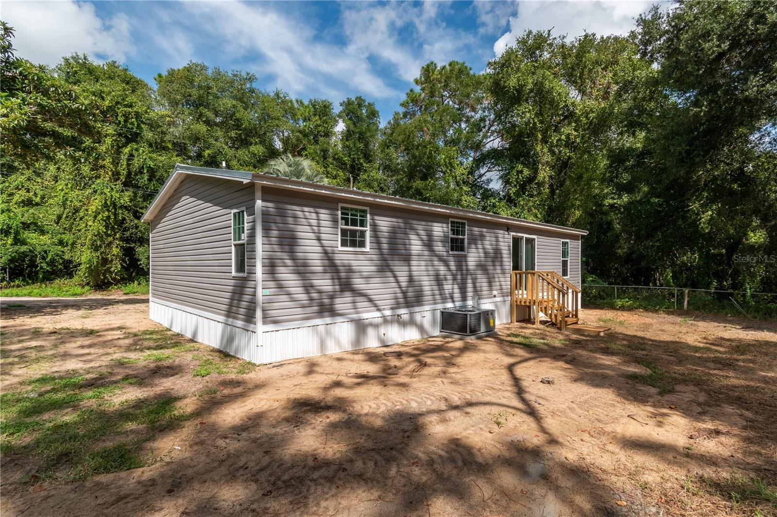 SILVER SPGS CAMPSITES - Residential