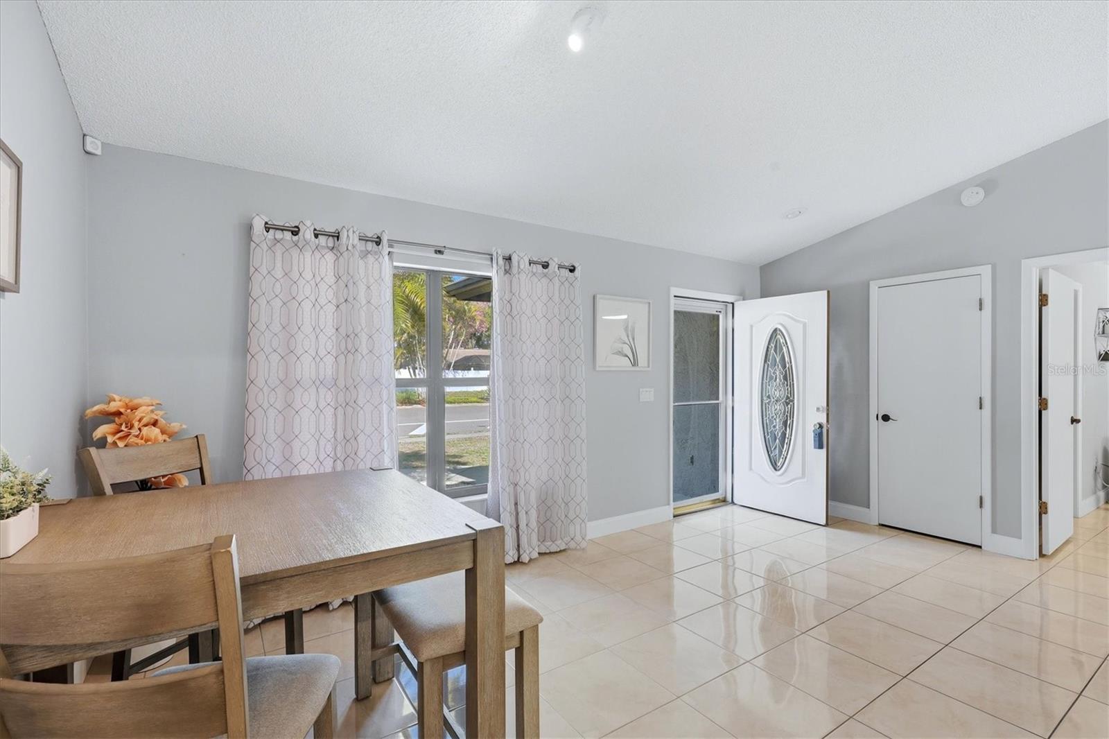 DISNEY - Residential