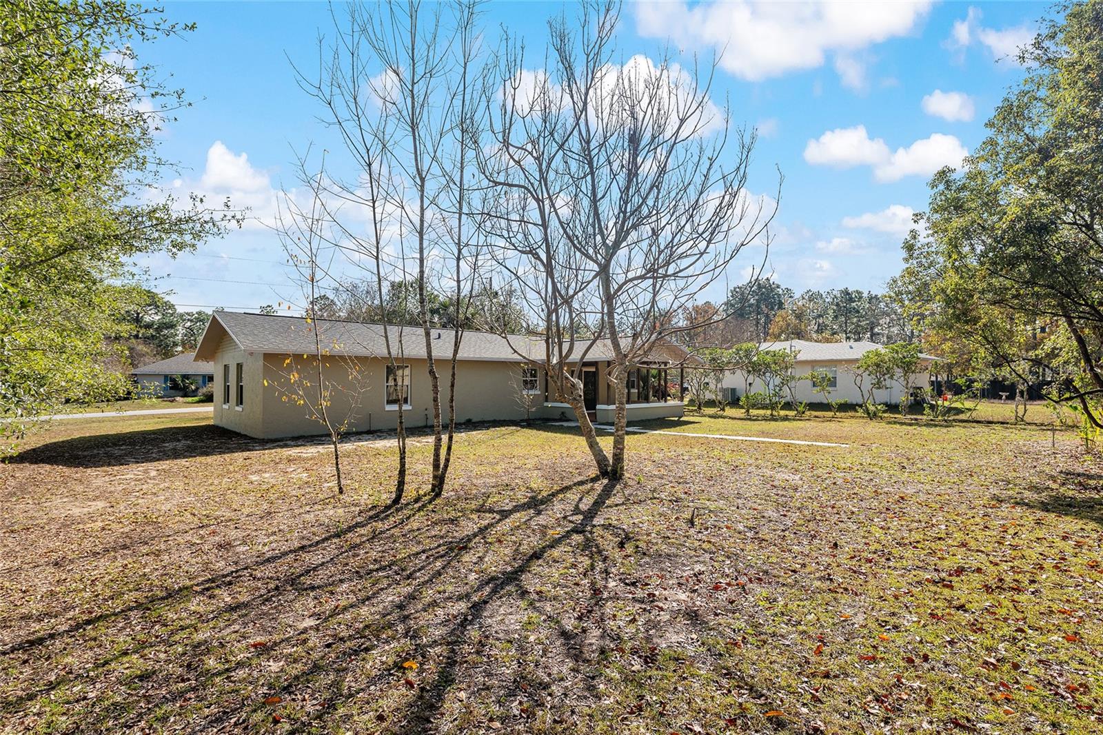 SILVER SPRINGS SHORES - Residential