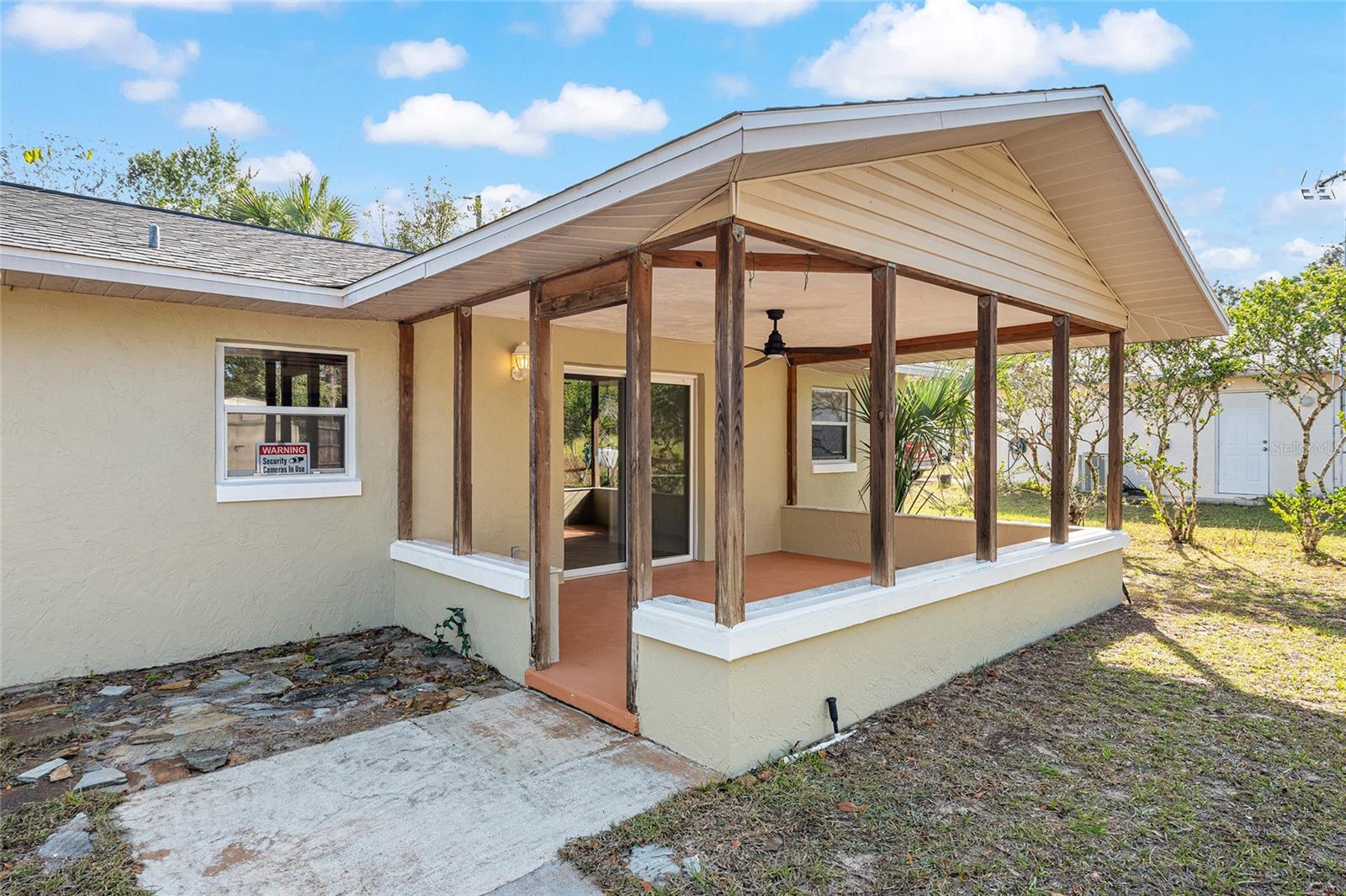 SILVER SPRINGS SHORES - Residential