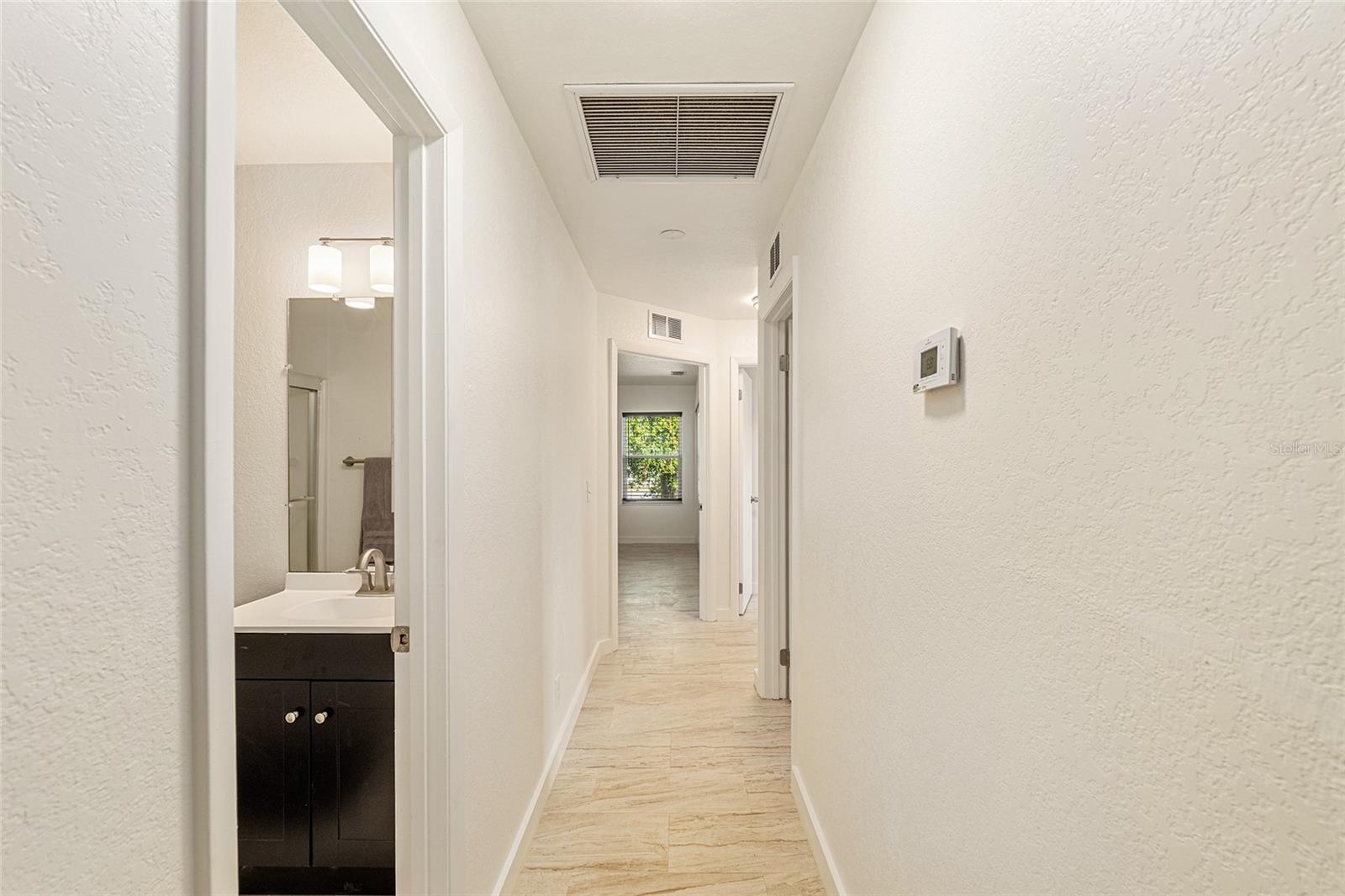 SILVER SPRINGS SHORES - Residential