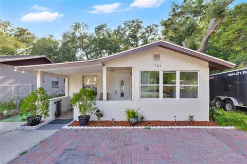 Photo of 1101 28th Street NW, Winter Haven, FL 33881 (MLS # O6414725)