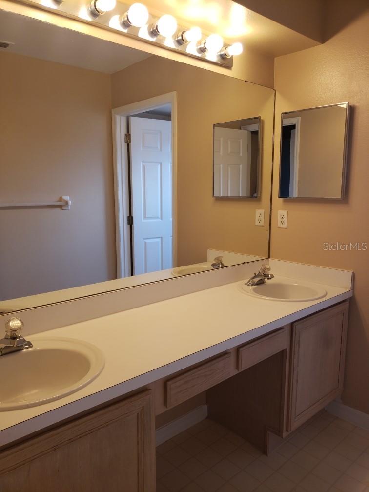 CARILLON TR 301 AT - Residential Lease