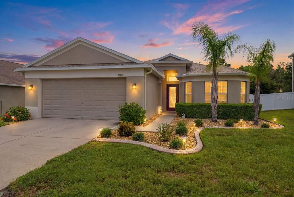 Photo of 10114 Ives Loop, Hudson, FL 34667 (MLS # W7887545)