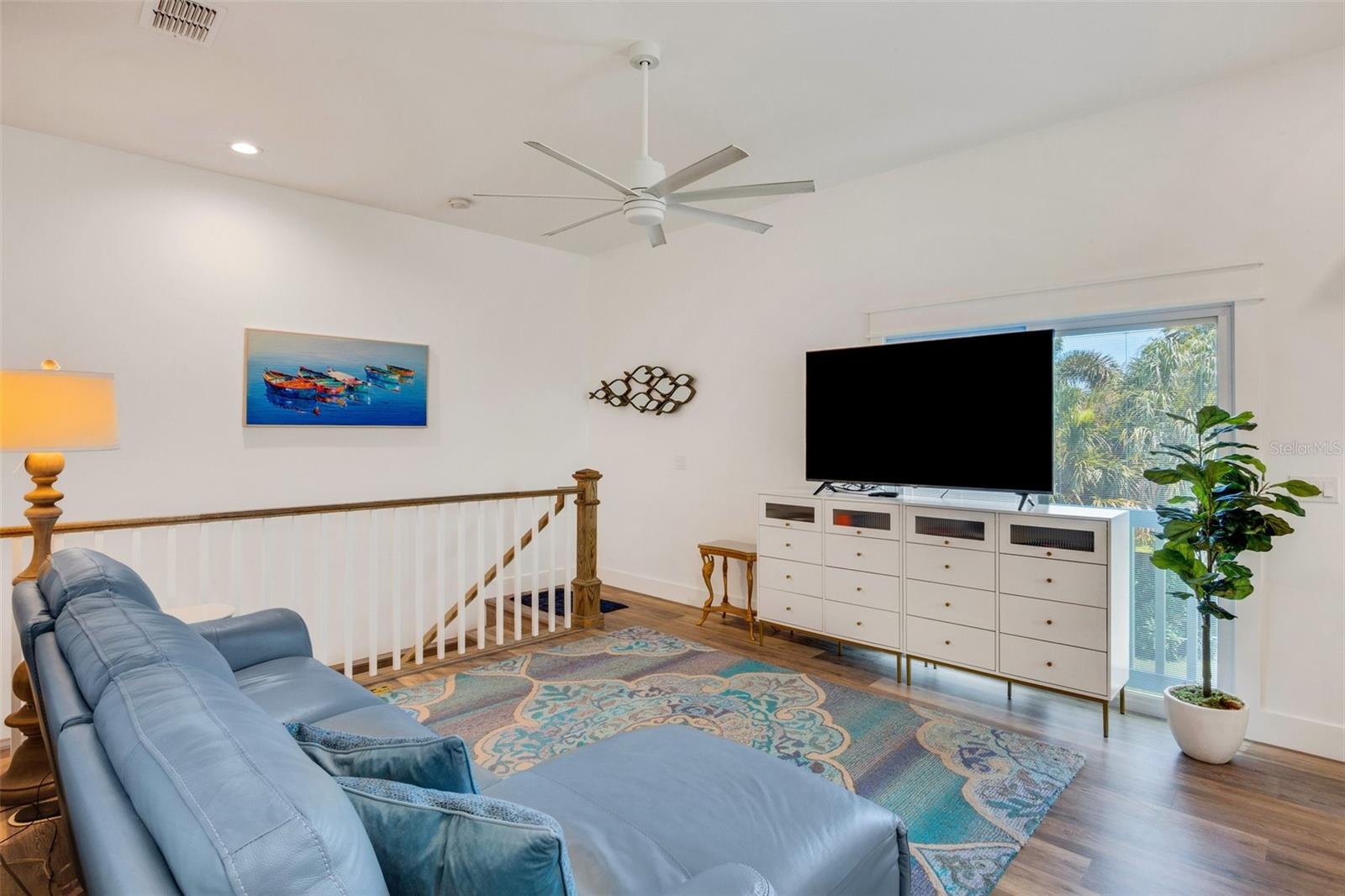 SOUTHPOINTE SHORES - Residential Lease