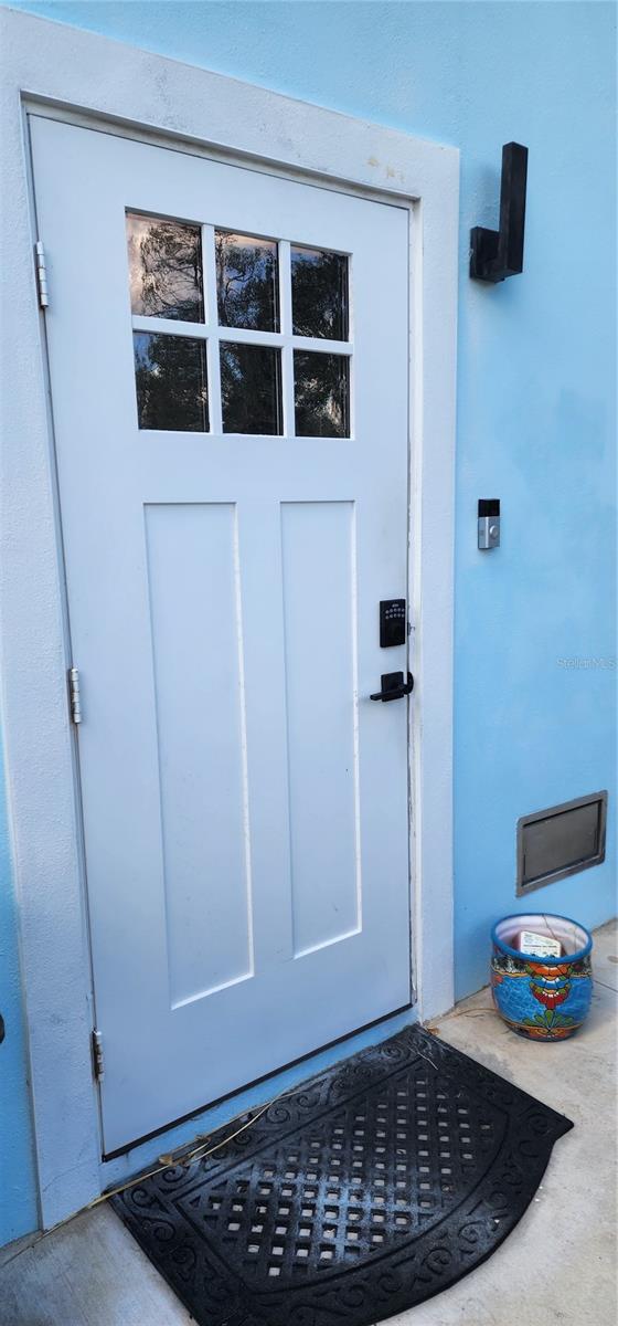 This is an upstairs apartment, new construction. Three month minimum lease period. ABSOLUTELY NO PETS AND NO SMOKERS!