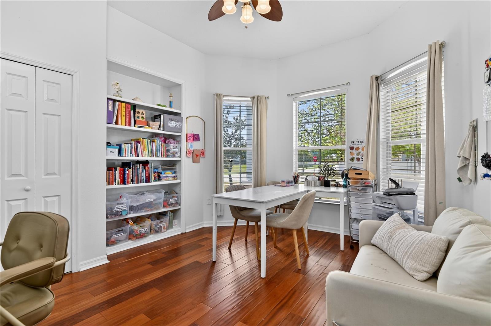 SPRINGVIEW UNIT 6 - Residential