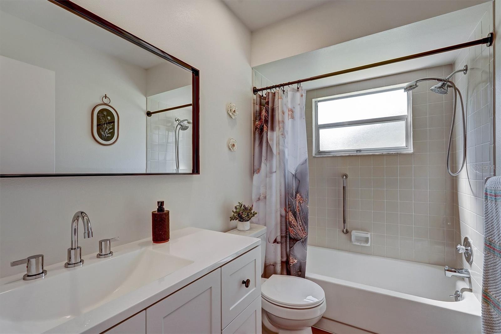 OAKHURST PH III - Residential