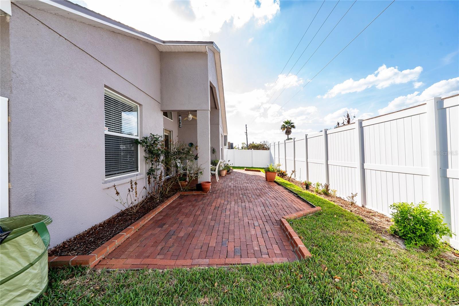 DEANS RESERVE - Residential