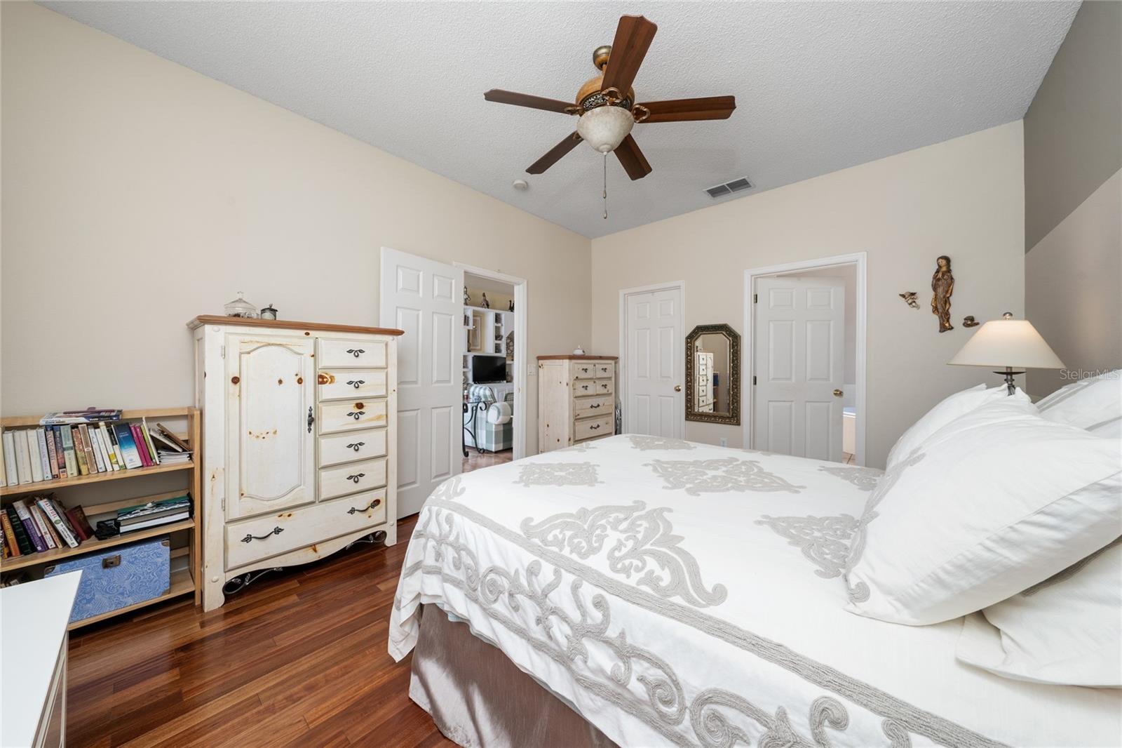 DEANS RESERVE - Residential