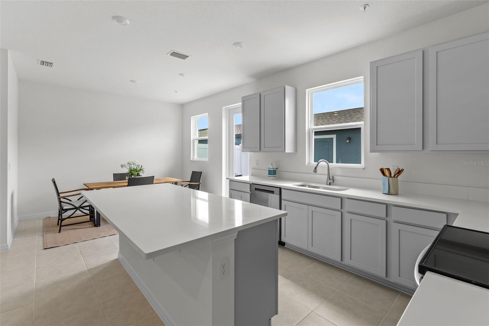EDEN CREST TOWNHOMES - Residential