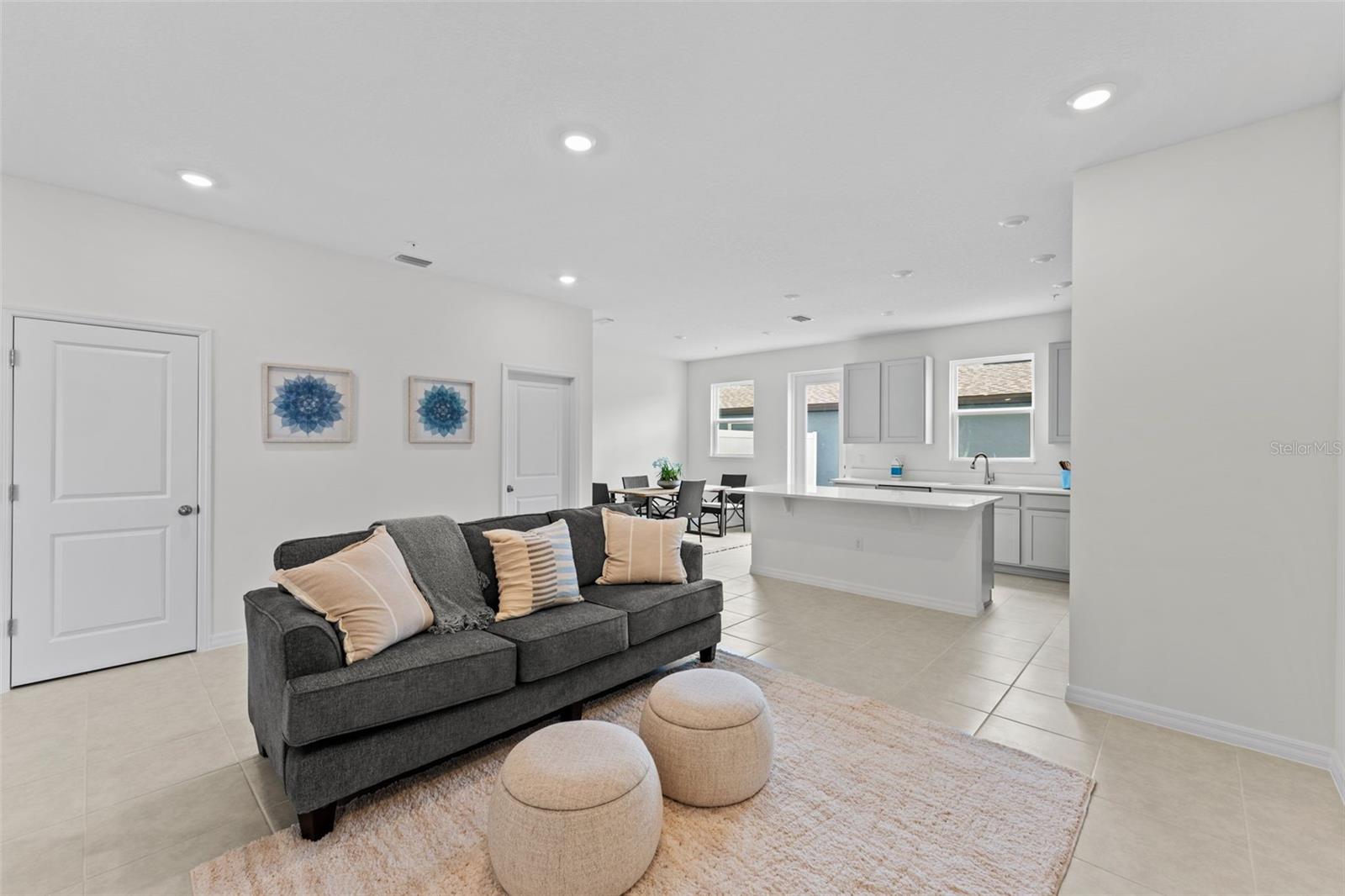 EDEN CREST TOWNHOMES - Residential