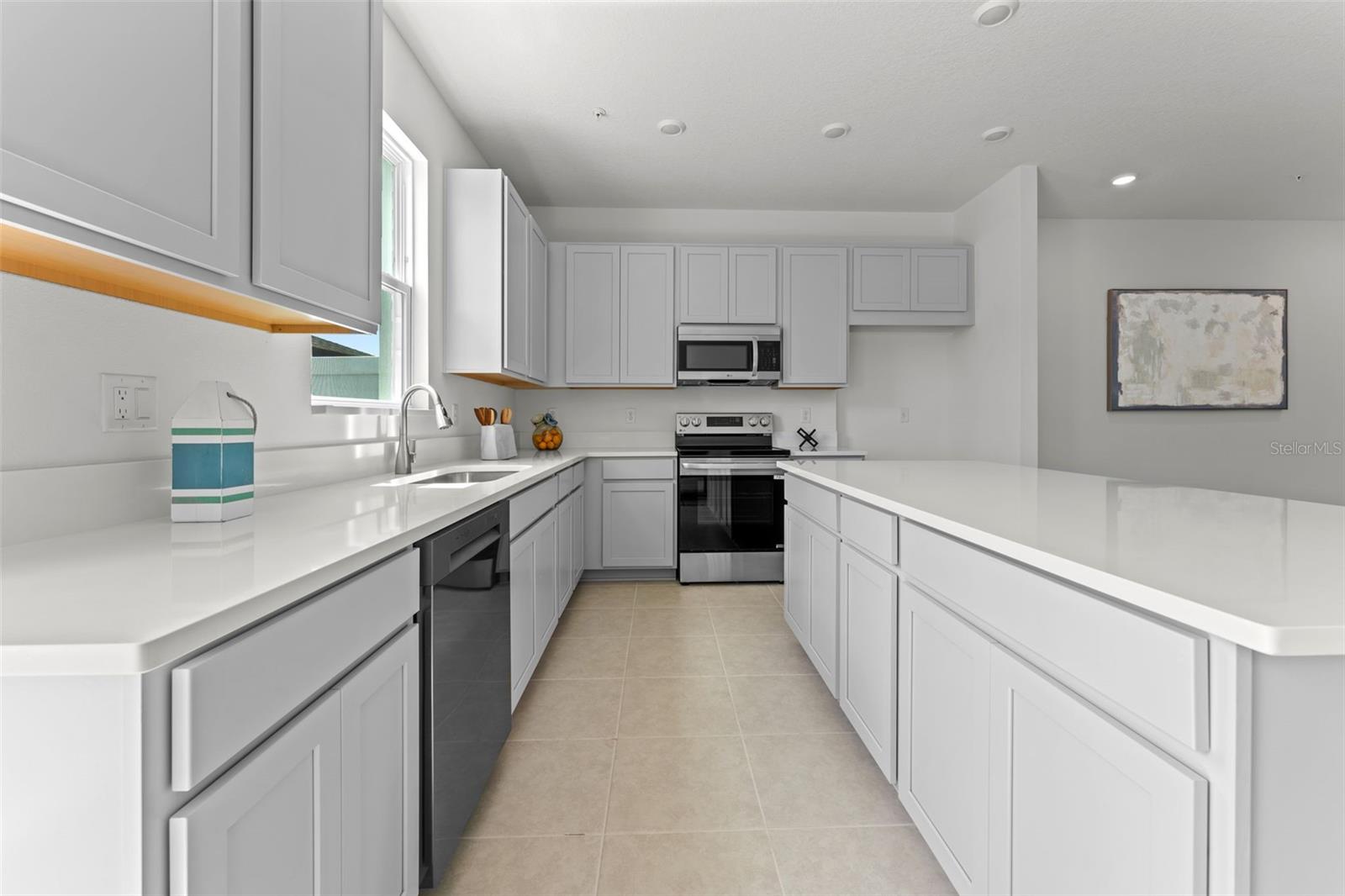 EDEN CREST TOWNHOMES - Residential
