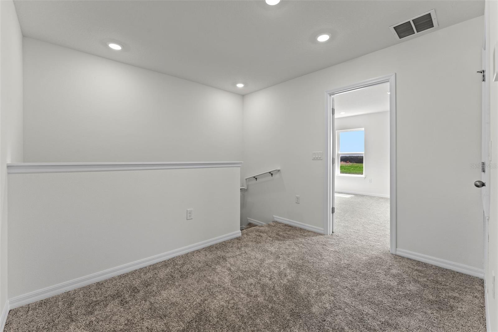EDEN CREST TOWNHOMES - Residential