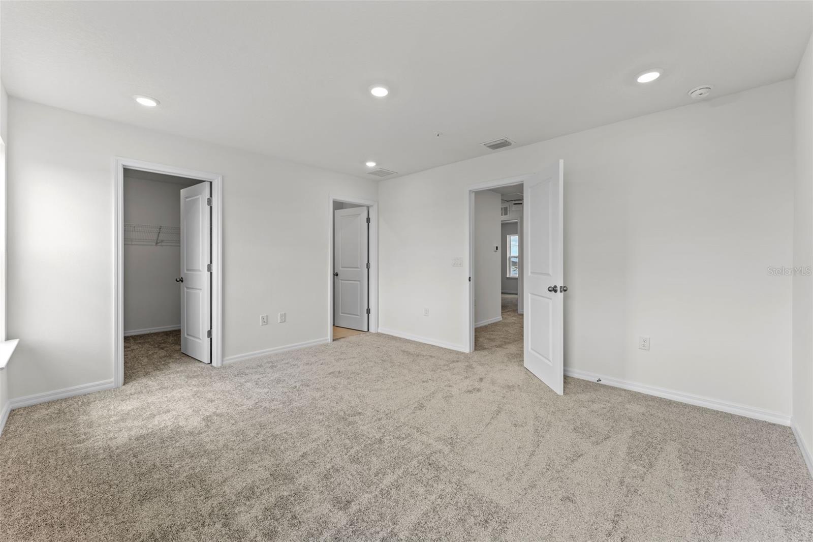 EDEN CREST TOWNHOMES - Residential