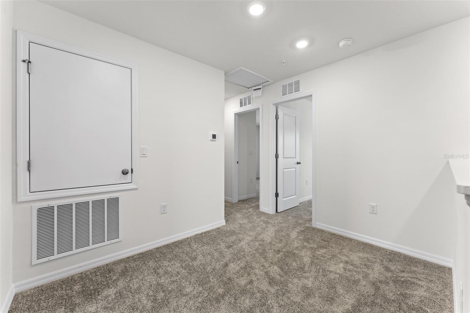 EDEN CREST TOWNHOMES - Residential