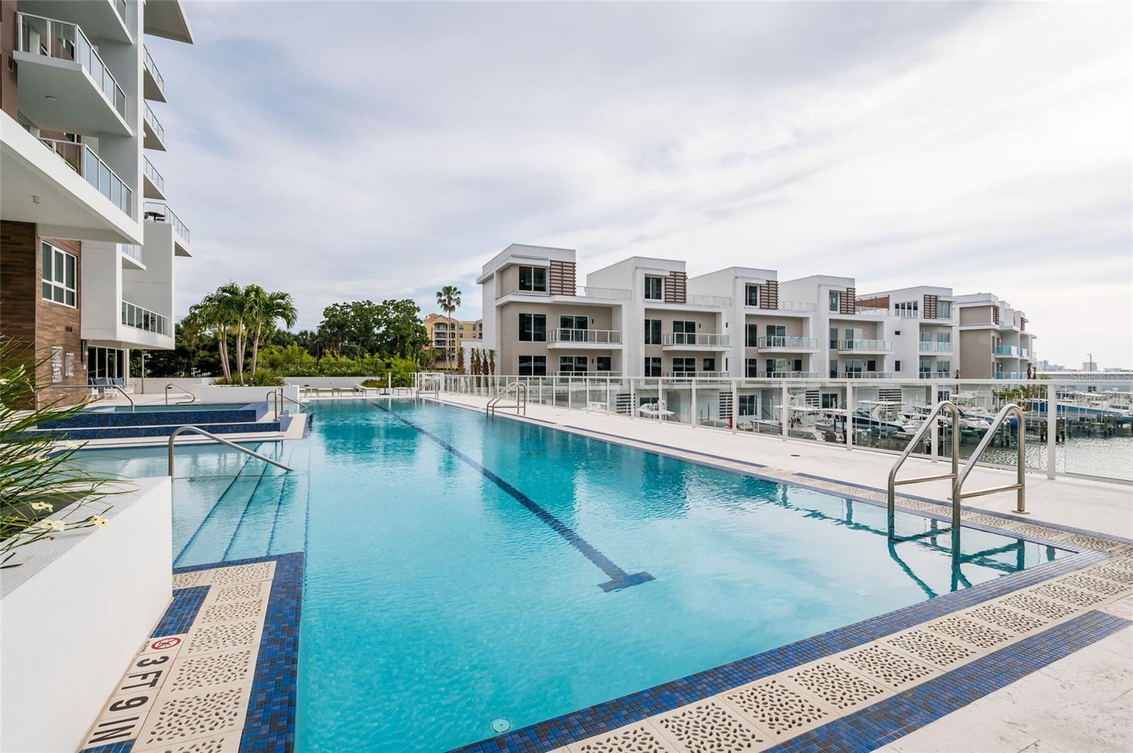 MARINA BAY 880 CONDO - Residential Lease