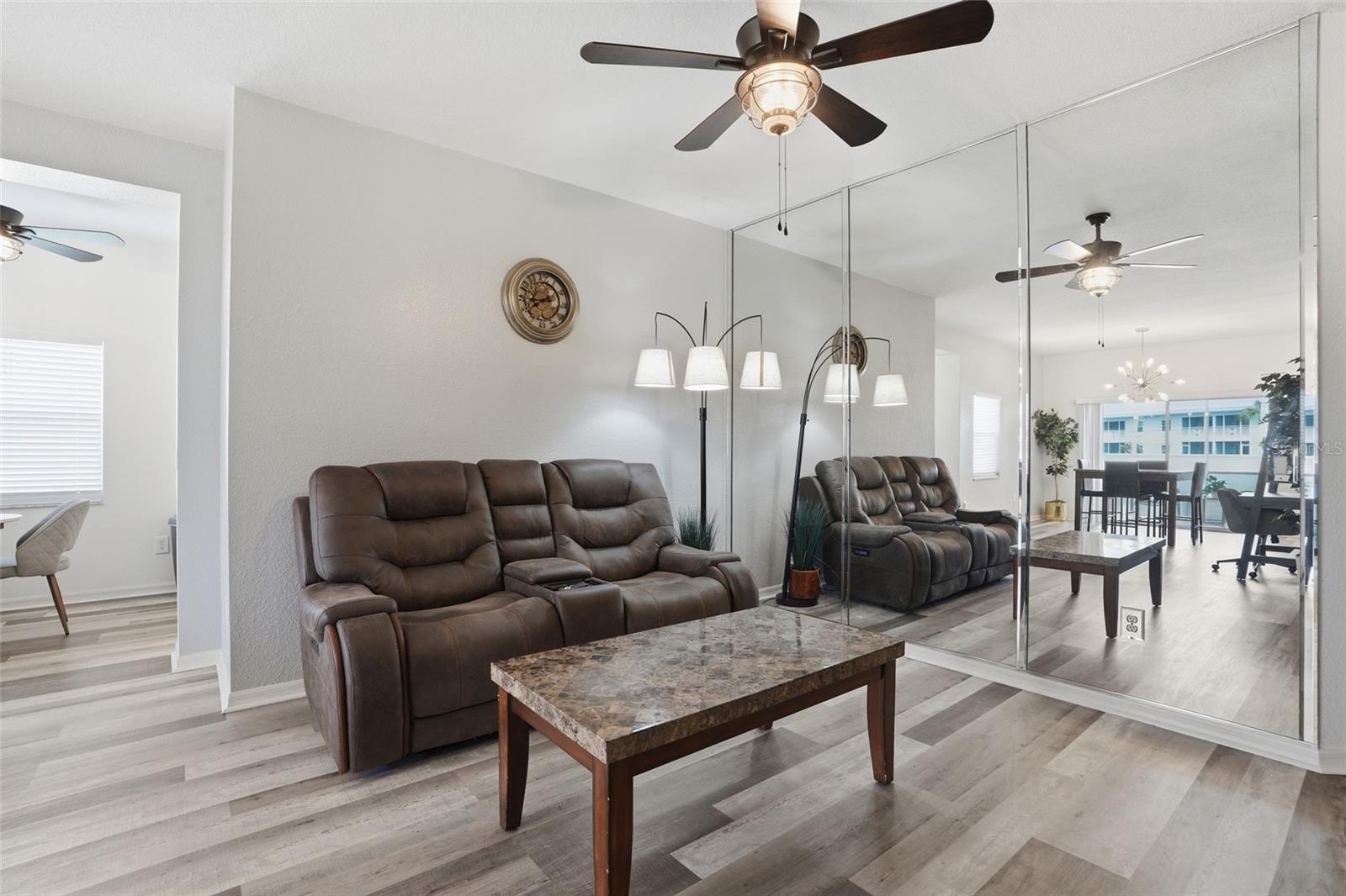 LINKSIDE - Residential