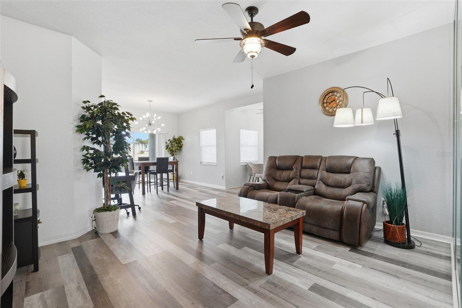 LINKSIDE - Residential