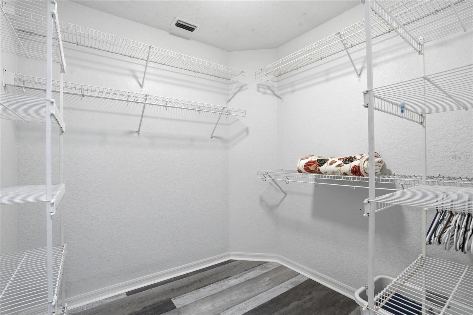 LINKSIDE - Residential