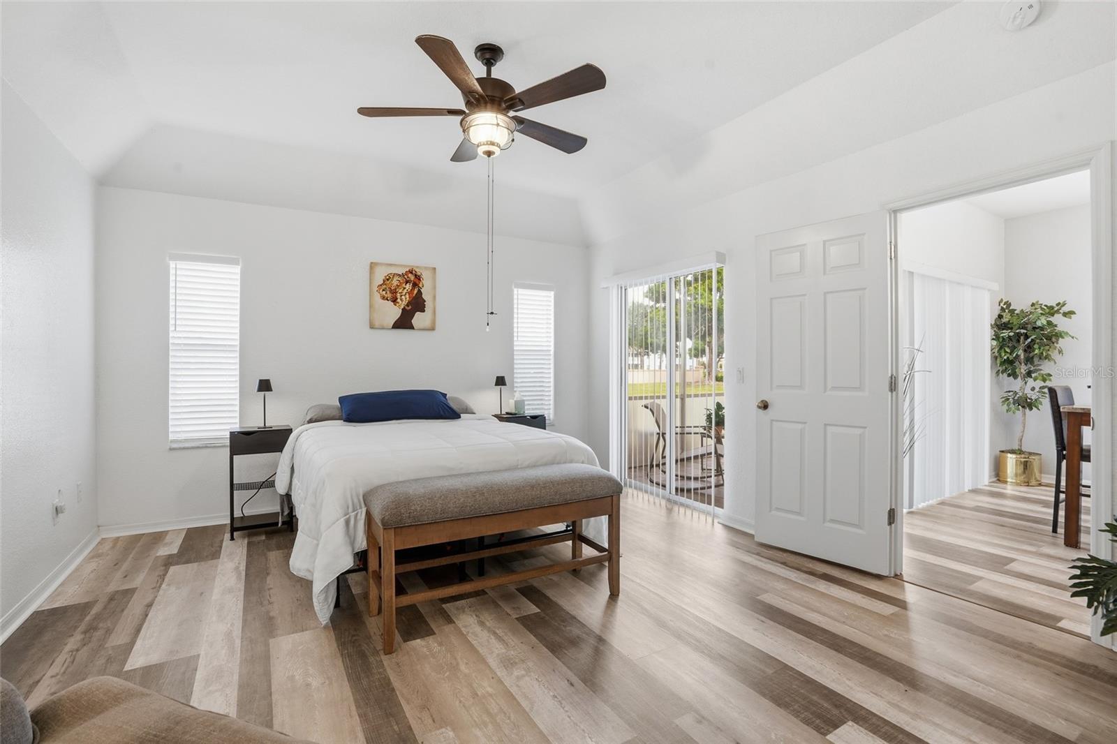 LINKSIDE - Residential