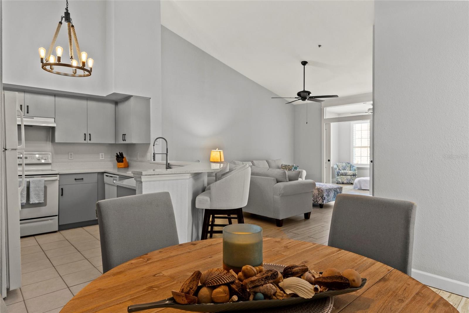 4166 CENTRAL SARASOTA PARKWAY 527