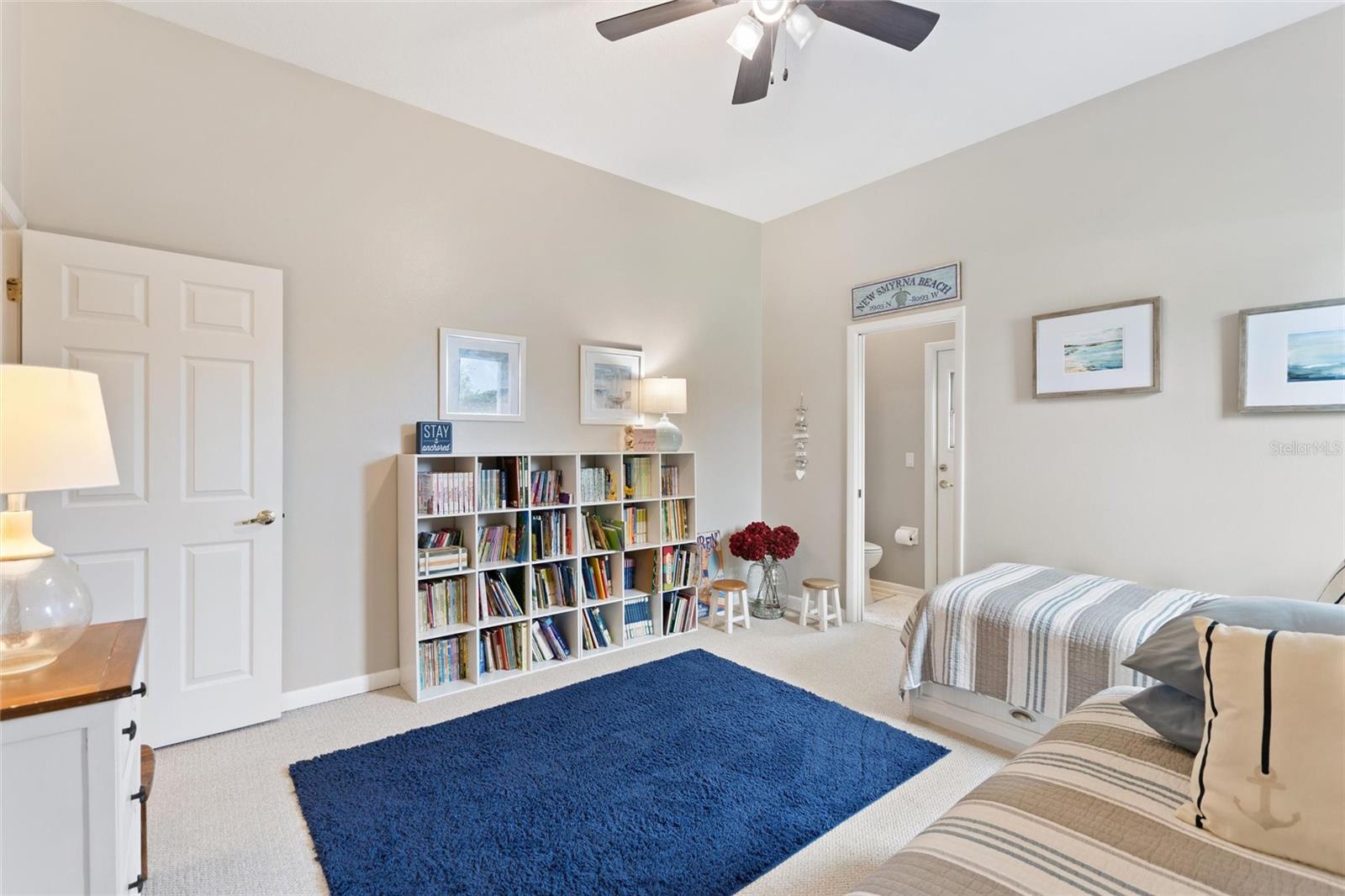 HAMILTON POINTE - Residential