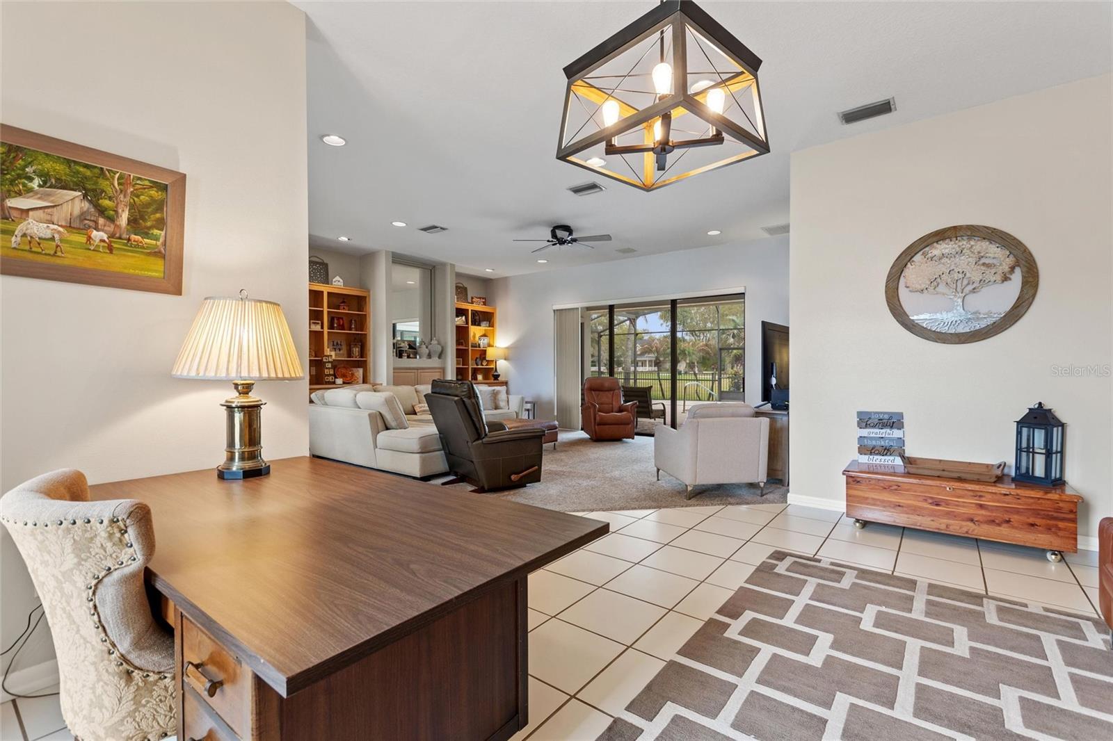 HAMILTON POINTE - Residential