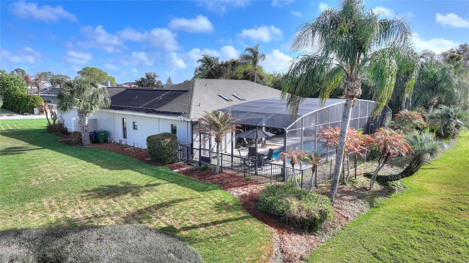 HAMILTON POINTE - Residential